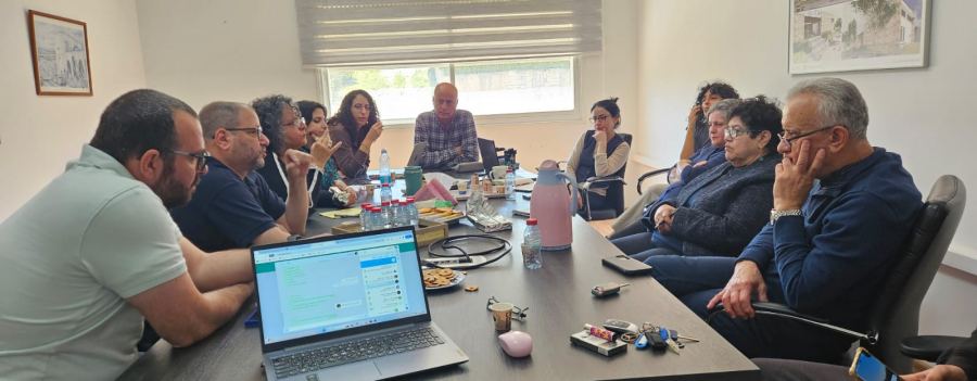 توما-سليمان وكسيف يجتمعان بالجمعيات الأهلية الفلسطينية